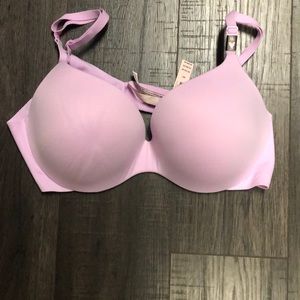 Victoria’s Secret 38C bra. NWT!